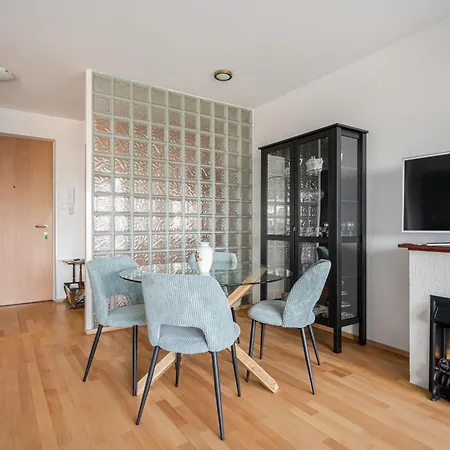 Heart And Soul Apartment