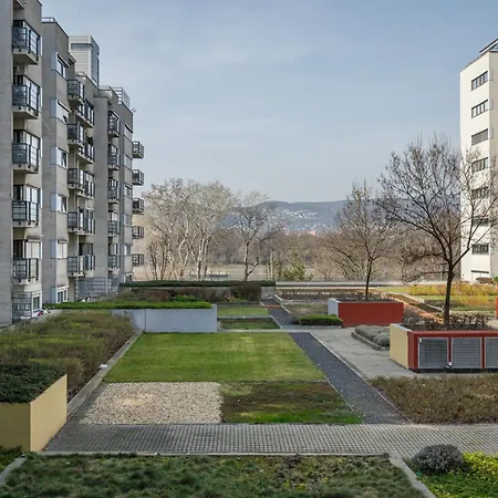 Heart And Soul * Budapest